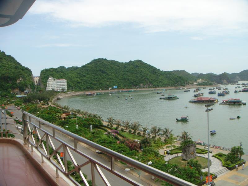 Full Moon Party Hotel Хайфон Екстер'єр фото