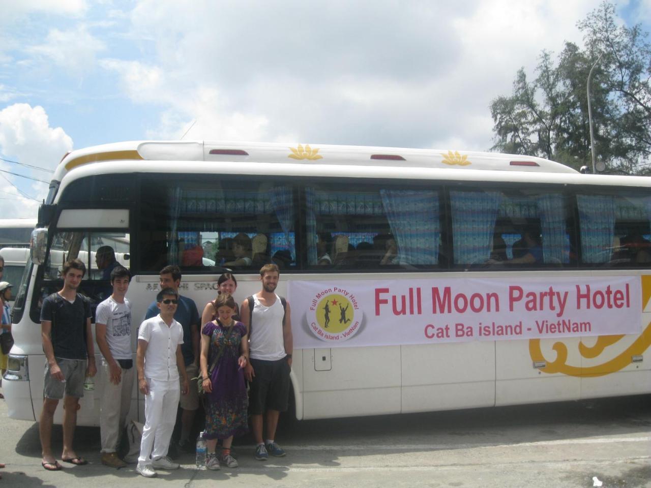 Full Moon Party Hotel Хайфон Екстер'єр фото