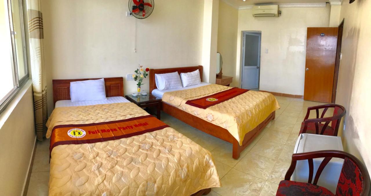 Full Moon Party Hotel Хайфон Екстер'єр фото